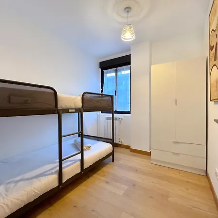 Apartment Pelotari I Local Rentss